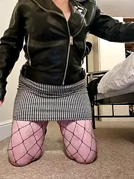 Snapshot of Sexhibitionist@xh chatting on November 2025 06:19:02 PM Sexhibitionistxh online show from November 2025 06:19:02 PM