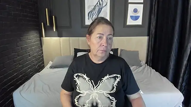 LindaPassionate online show from July 2026 05:29:01 AM