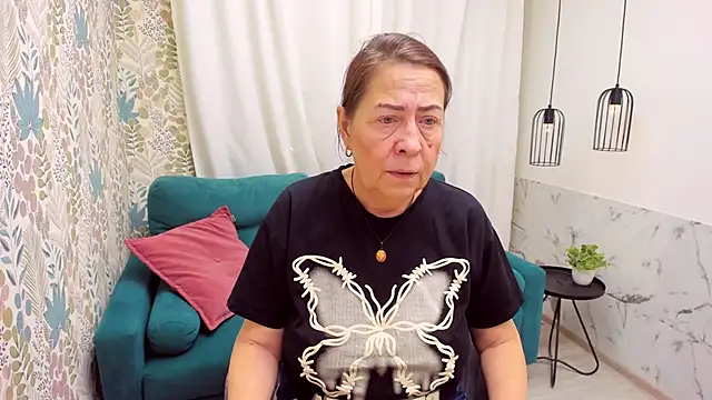 LindaPassionate online show from May 2026 01:11:02 PM