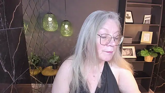 NataliMellow online show from May 2026 02:45:01 PM