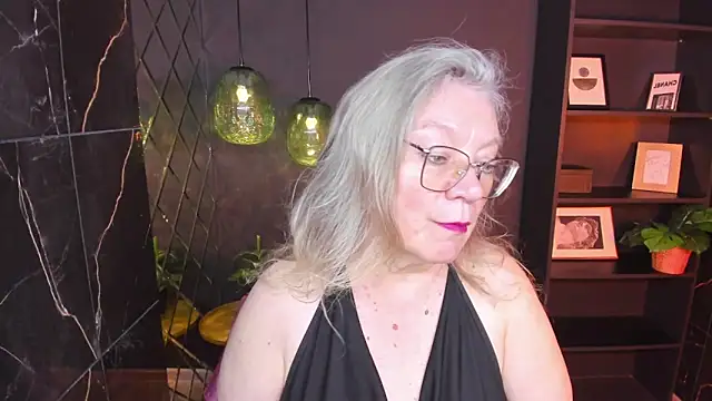 NataliMellow online show from June 2026 01:05:02 PM