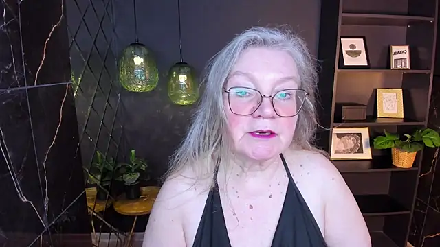 NataliMellow online show from April 2026 12:56:01 PM