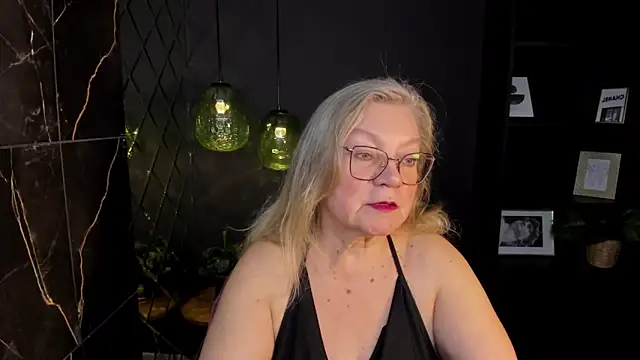 NataliMellow online show from November 2025 01:10:02 PM