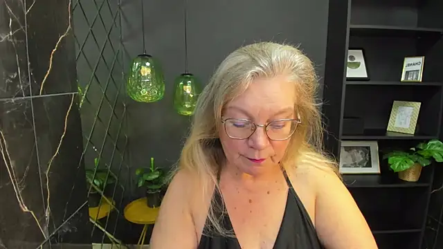 NataliMellow online show from November 2025 12:54:02 PM