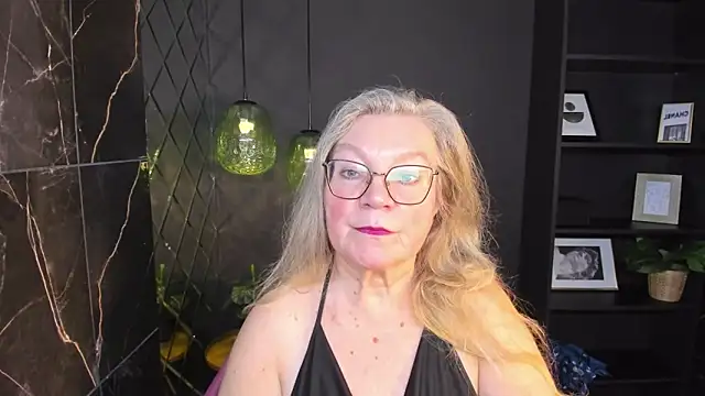 NataliMellow online show from December 2025 01:15:01 PM