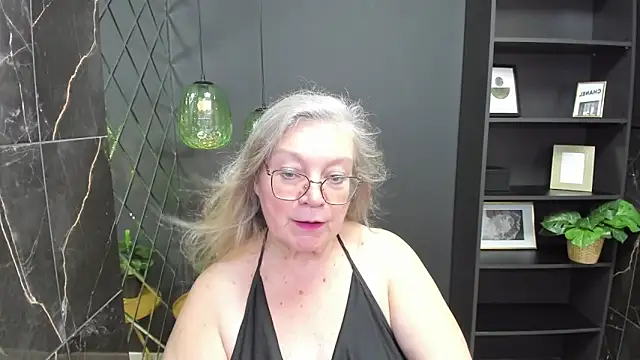 NataliMellow online show from September 2025 01:22:02 PM