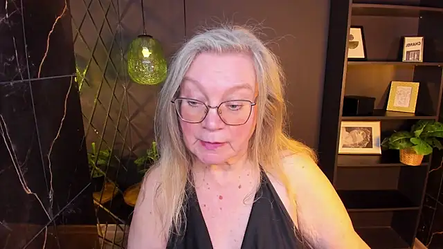NataliMellow online show from April 2026 07:07:02 PM