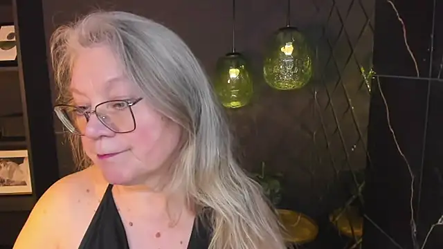 NataliMellow online show from March 2026 05:03:02 PM