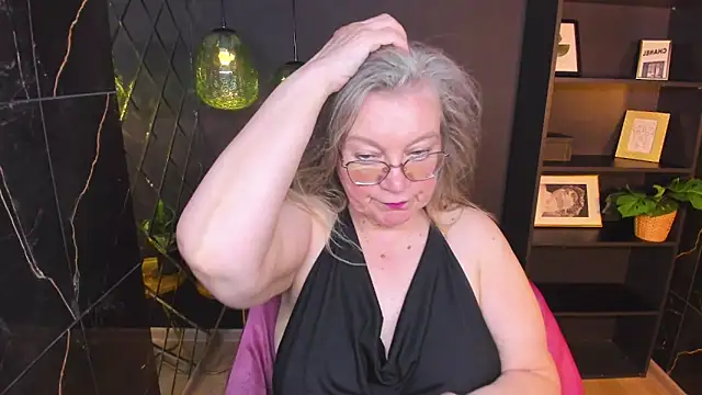 NataliMellow online show from May 2026 01:21:02 PM