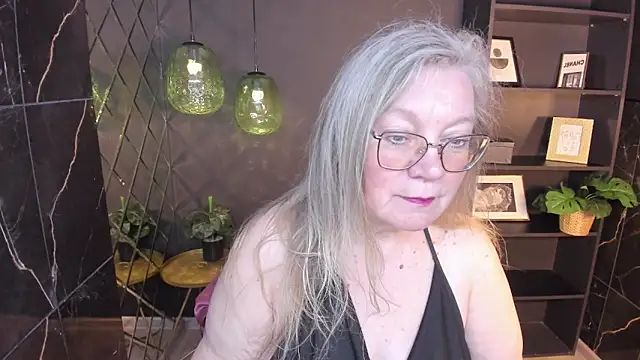 NataliMellow online show from May 2026 01:23:01 PM