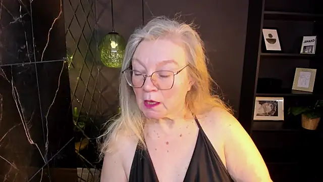 NataliMellow online show from February 2026 01:24:02 PM