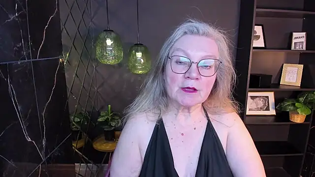 NataliMellow online show from April 2026 01:13:02 PM