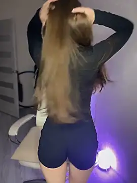 Snapshot of so_cutes chatting on December 2024 06:17:02 PM so cutes online show from December 2024 06:17:02 PM