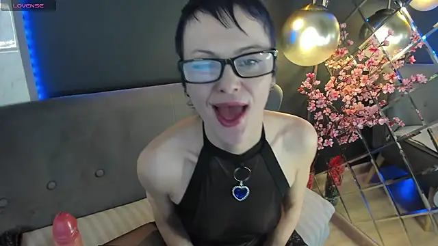 Snapshot of BrandiSweetie chatting on February 2025 04:47:01 PM BrandiSweetie online show from February 2025 04:47:01 PM