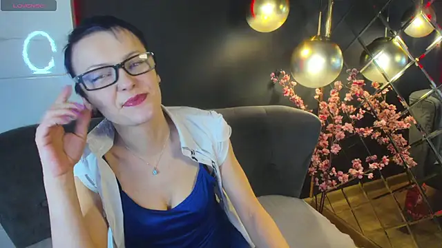 Snapshot of BrandiSweetie chatting on January 2025 01:53:01 PM BrandiSweetie online show from January 2025 01:53:01 PM