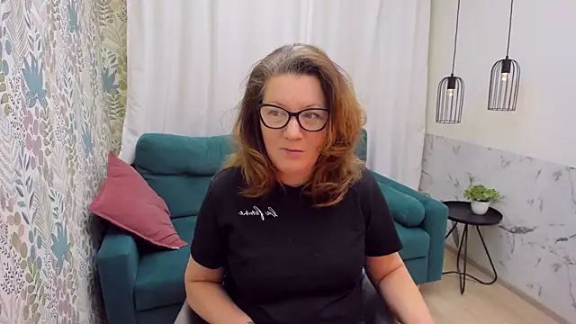 Snapshot of LeaPure chatting on January 2026 05:14:02 AM LeaPure online show from January 2026 05:14:02 AM