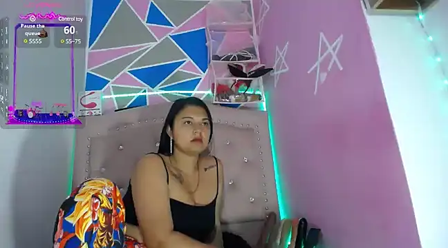 Snapshot of violetaass chatting on March 2025 11:32:02 PM violetaass online show from March 2025 11:32:02 PM