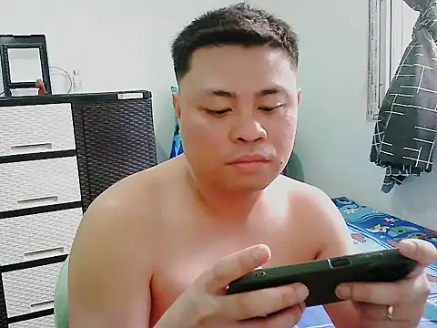 Snapshot of SirViceBoy2020 chatting on June 2026 12:22:01 AM SirViceBoy2020 online show from June 2026 12:22:01 AM