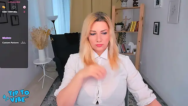 JillSpacey online show from December 2024 04:44:02 PM