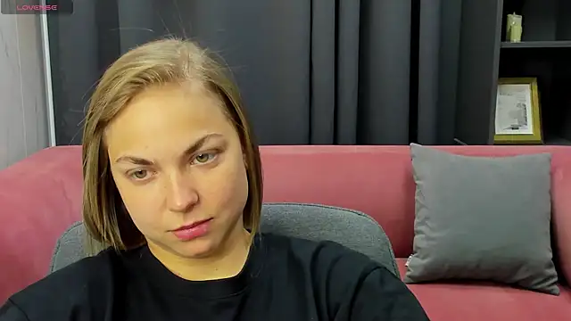 Snapshot of TataArdent chatting on November 2025 08:12:01 PM TataArdent online show from November 2025 08:12:01 PM