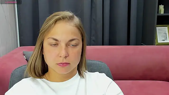 Snapshot of TataArdent chatting on October 2025 08:19:02 PM TataArdent online show from October 2025 08:19:02 PM