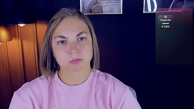 Snapshot of TataArdent chatting on November 2025 08:14:01 PM TataArdent online show from November 2025 08:14:01 PM