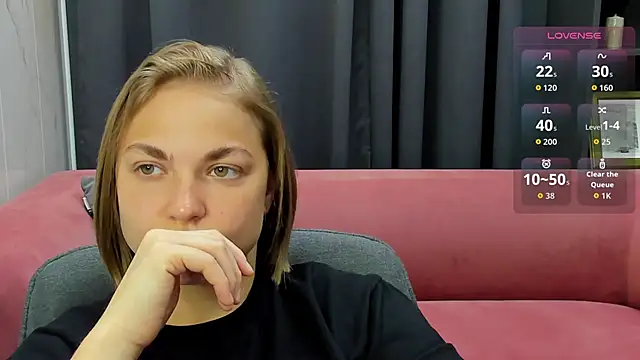 Snapshot of TataArdent chatting on November 2025 08:35:02 PM TataArdent online show from November 2025 08:35:02 PM