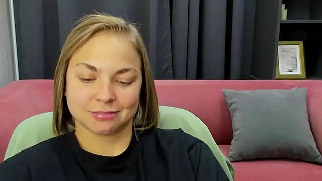 Snapshot of TataArdent chatting on November 2025 08:20:01 PM TataArdent online show from November 2025 08:20:01 PM