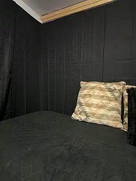 Rakiyahcharms online show from March 2026 06:47:01 AM