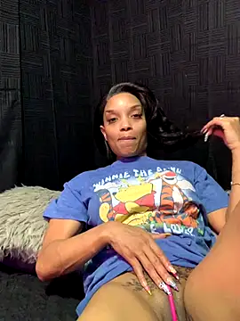 Rakiyahcharms online show from December 2025 10:50:02 AM