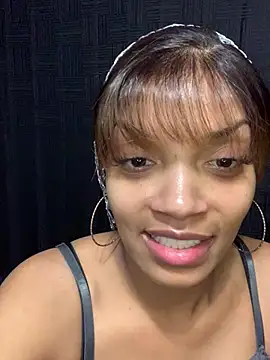 Rakiyahcharms online show from February 2026 02:40:02 AM