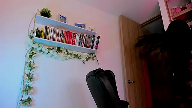 ALLMECANDY online show from May 2026 01:57:02 AM