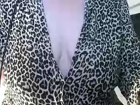 Snapshot of heidi60 chatting on March 2025 08:51:01 AM heidi60 online show from March 2025 08:51:01 AM