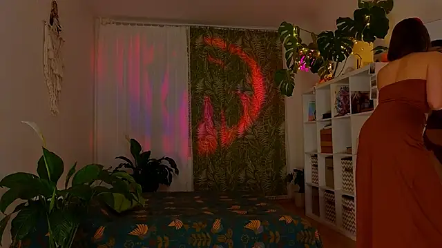 Snapshot of lana_sky chatting on February 2025 08:45:01 PM lana sky online show from February 2025 08:45:01 PM