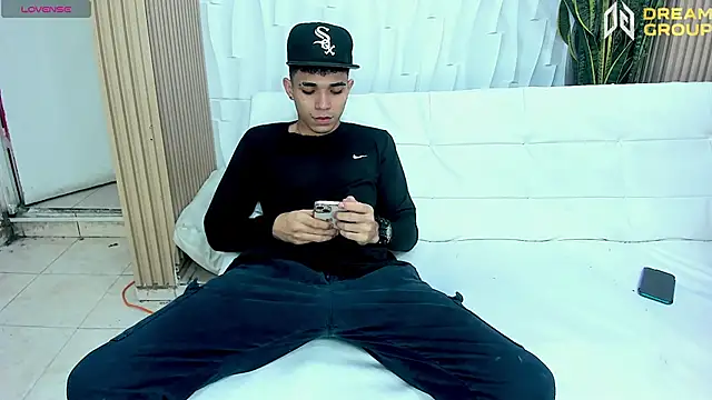 AmazingPartys online show from April 2026 02:29:02 AM