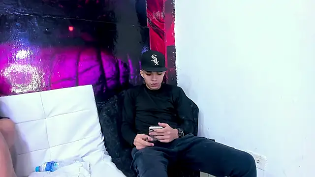 AmazingPartys online show from March 2026 01:37:01 PM