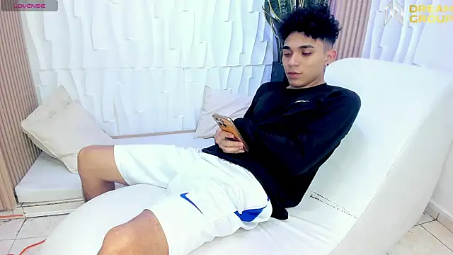 AmazingPartys online show from March 2026 02:56:02 AM