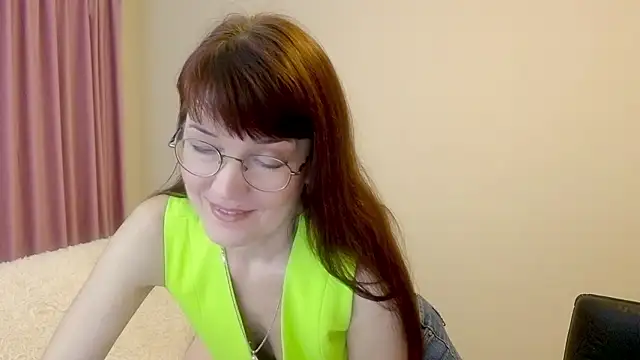 Snapshot of Fritha chatting on January 2026 12:03:01 AM Fritha online show from January 2026 12:03:01 AM