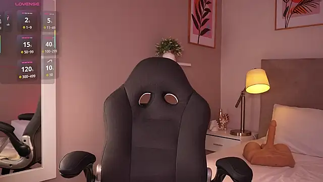 cinnamon afrodit online show from November 2025 12:54:01 PM