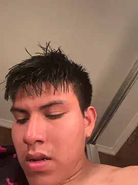 mikeeeeeell online show from March 2026 09:31:01 PM
