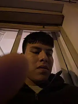 mikeeeeeell online show from February 2026 10:33:02 PM