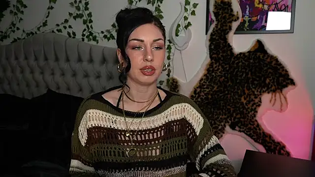 Snapshot of Estherjizz chatting on September 2025 07:18:01 PM Estherjizz online show from September 2025 07:18:01 PM