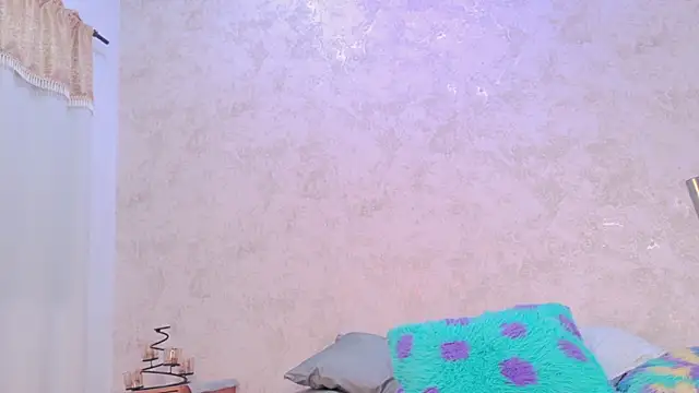 cristinapuerta  online show from June 2026 11:38:01 AM