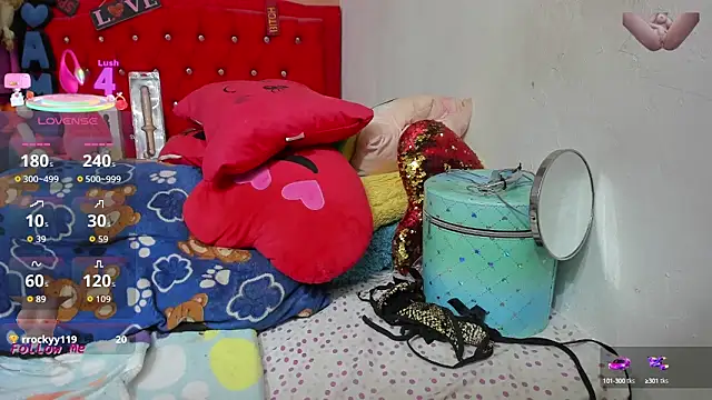 Snapshot of camile_milf chatting on September 2025 03:56:02 PM camile milf online show from September 2025 03:56:02 PM