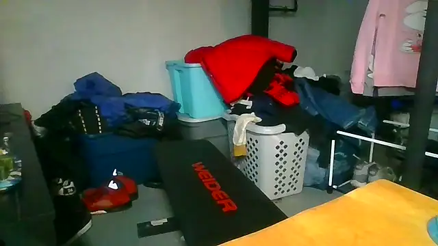 BigWayneBabyXXX online show from December 2025 03:12:02 AM