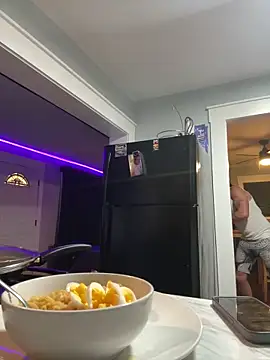 BigWayneBabyXXX online show from February 2026 04:45:01 AM