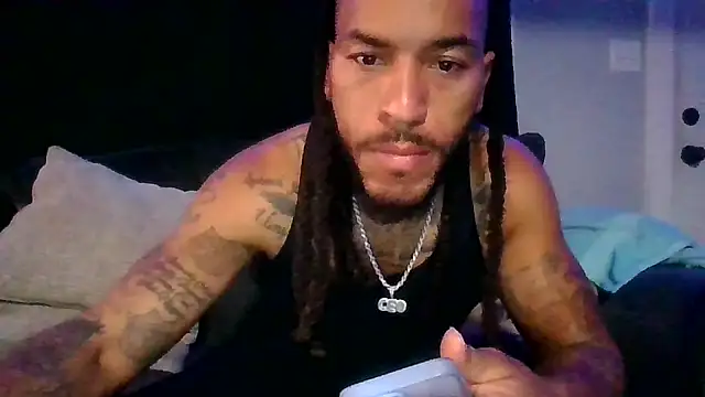 BigWayneBabyXXX online show from October 2025 03:31:02 AM