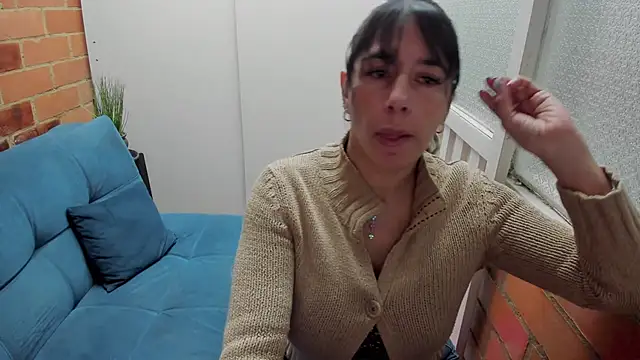 Snapshot of Penelope47 chatting on September 2025 06:37:02 PM Penelope47 online show from September 2025 06:37:02 PM