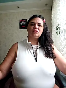 Snapshot of littleRikka chatting on October 2025 08:26:02 AM littleRikka online show from October 2025 08:26:02 AM