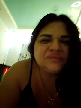 Snapshot of littleRikka chatting on October 2025 08:21:01 PM littleRikka online show from October 2025 08:21:01 PM